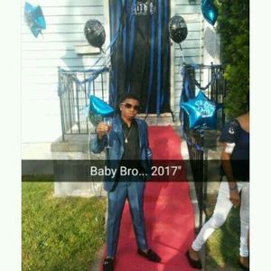 Meet your Posher, Bobbysiler